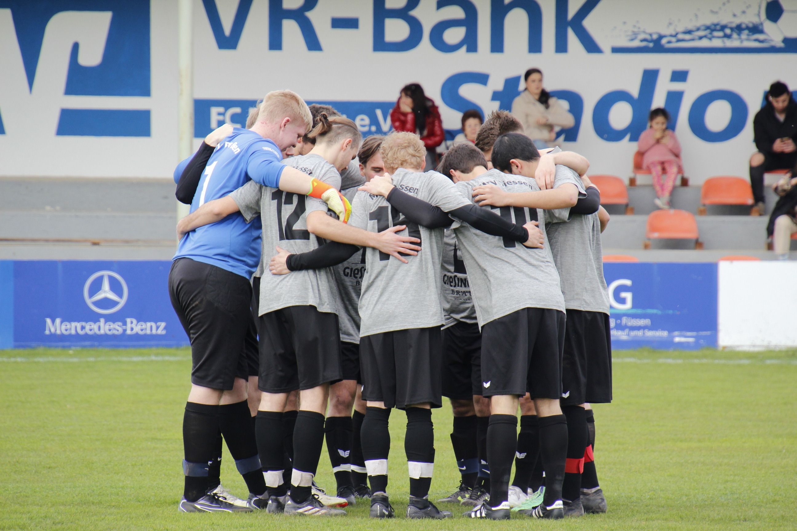 Foto Oberweikertshofen